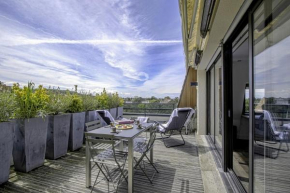 Rooftop Sea View T4